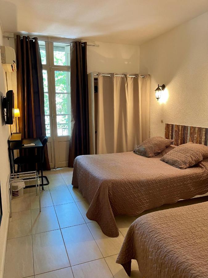 Hotel Alexander Перпинян Екстериор снимка